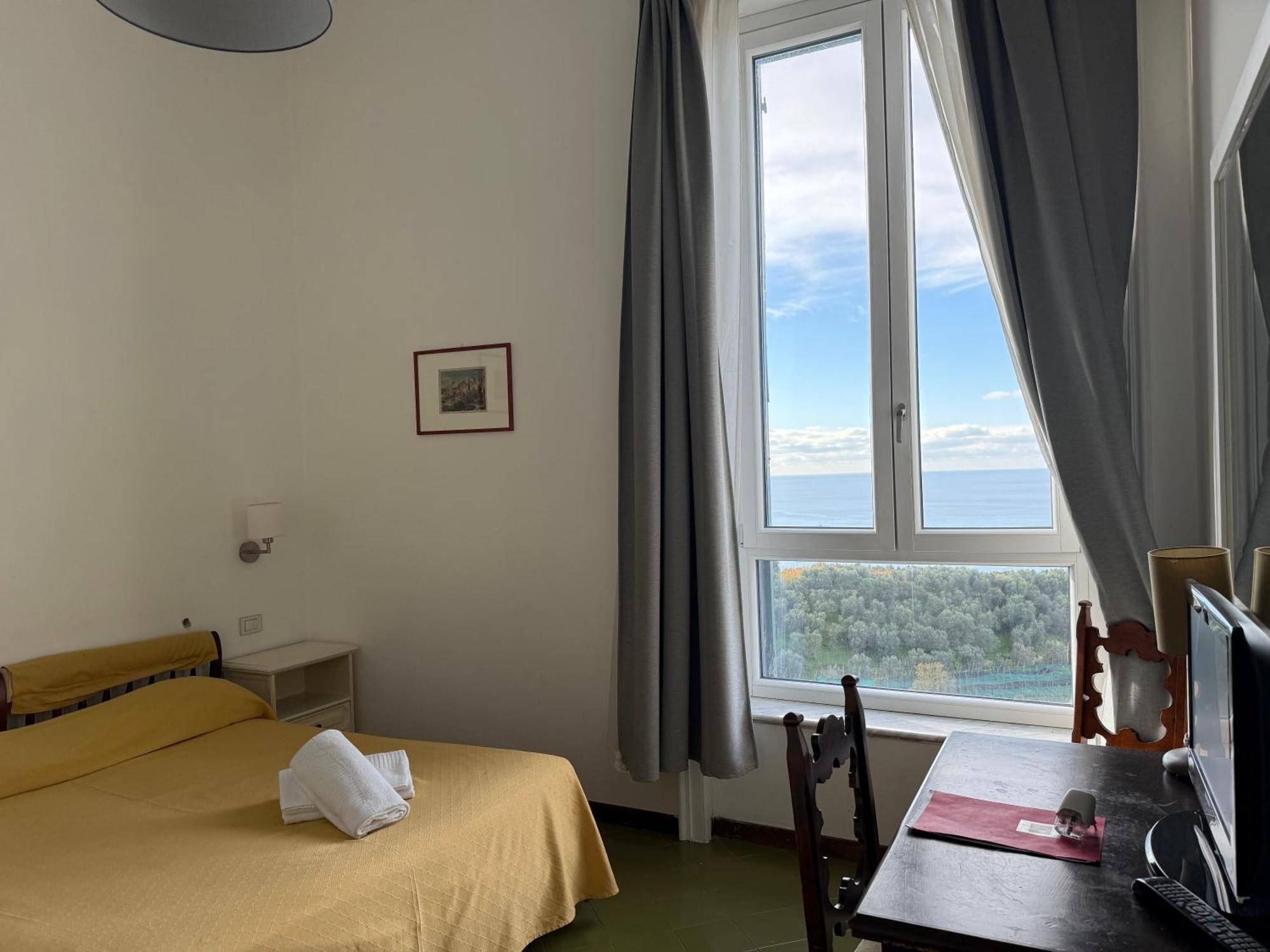 Hotel Villa Pina Antico Francischiello Massa Lubrense Eksteriør billede