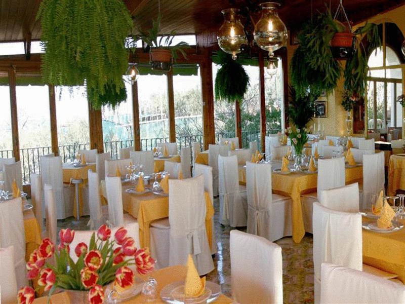 Hotel Villa Pina Antico Francischiello Massa Lubrense Eksteriør billede